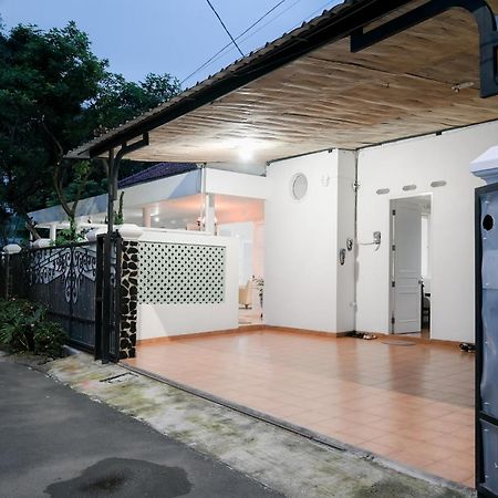 Kirana Guest House Bogor Exteriör bild